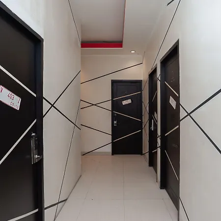 RedDoorz Plus @ Kemayoran-3